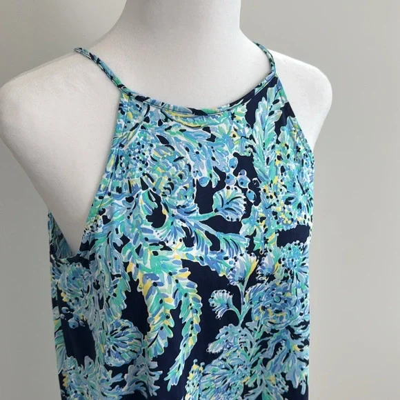 Lilly Pulitzer halter neck dress excellent used condition. Size small. - Picture 3 of 9